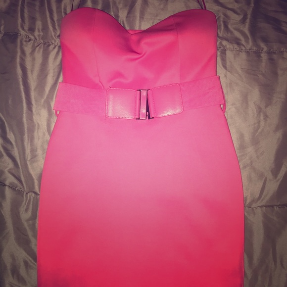 Dresses & Skirts - Pink dress and belt. Medium